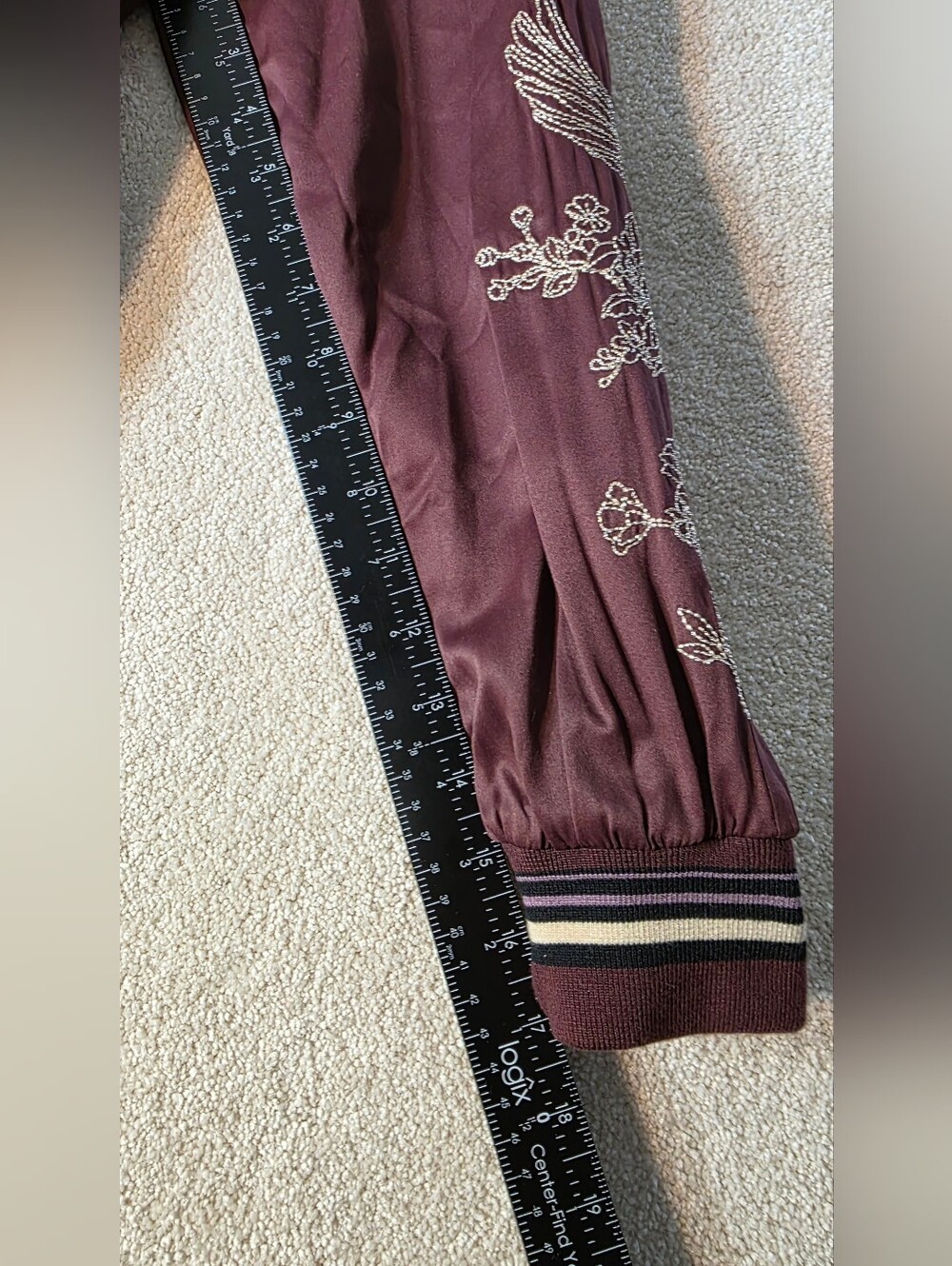 American Eagle Burgendy Embroidered Satin Bomber Jacket Floral Feminine Street M - Picture 5 of 8